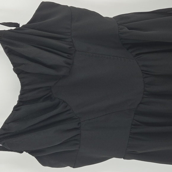 Chic Black Dress for Women - Picture 8 of 16